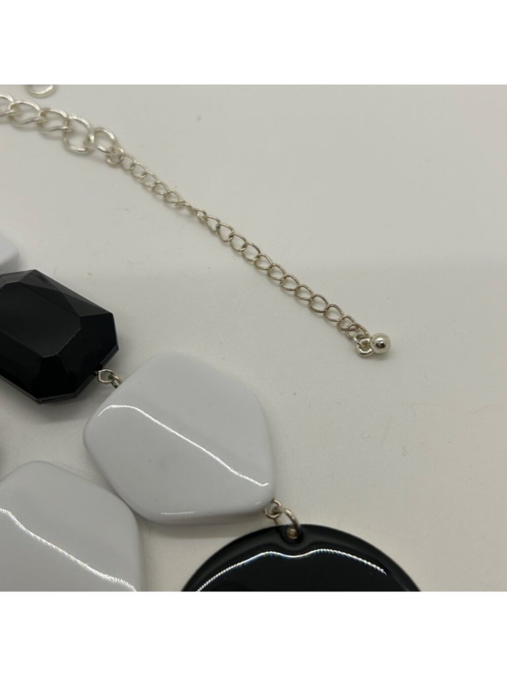 Chunky Black White Statement Necklace Geometric Acrylic Enamel Silver tone Bib - Picture 6 of 13